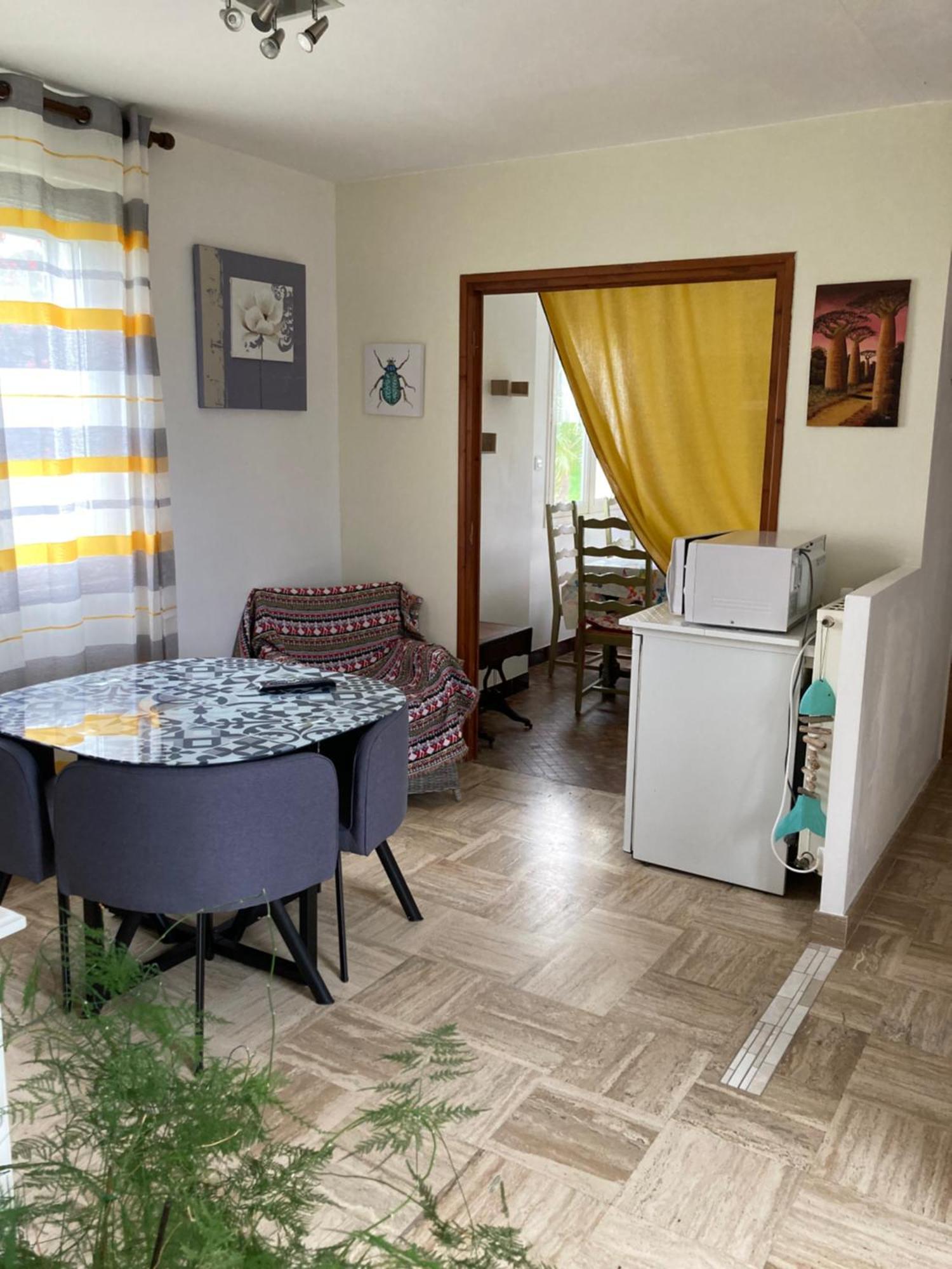 Loue Chambre Chez L Habitant Acces A La Cuisine A 10 Mn Des Plages Ploeven Bagian luar foto